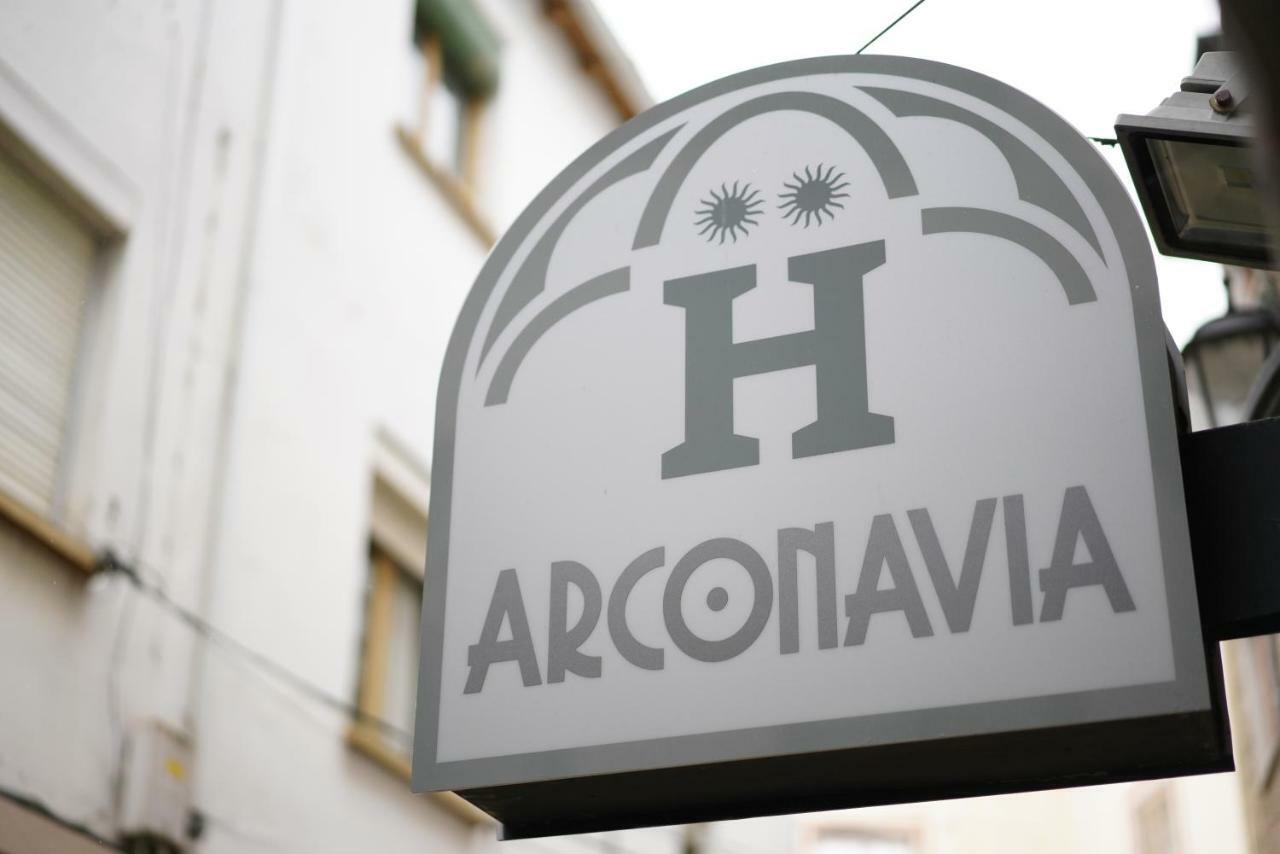 Hotel Arco نافيا المظهر الخارجي الصورة