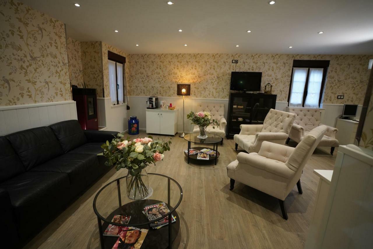 Hotel Arco نافيا المظهر الخارجي الصورة